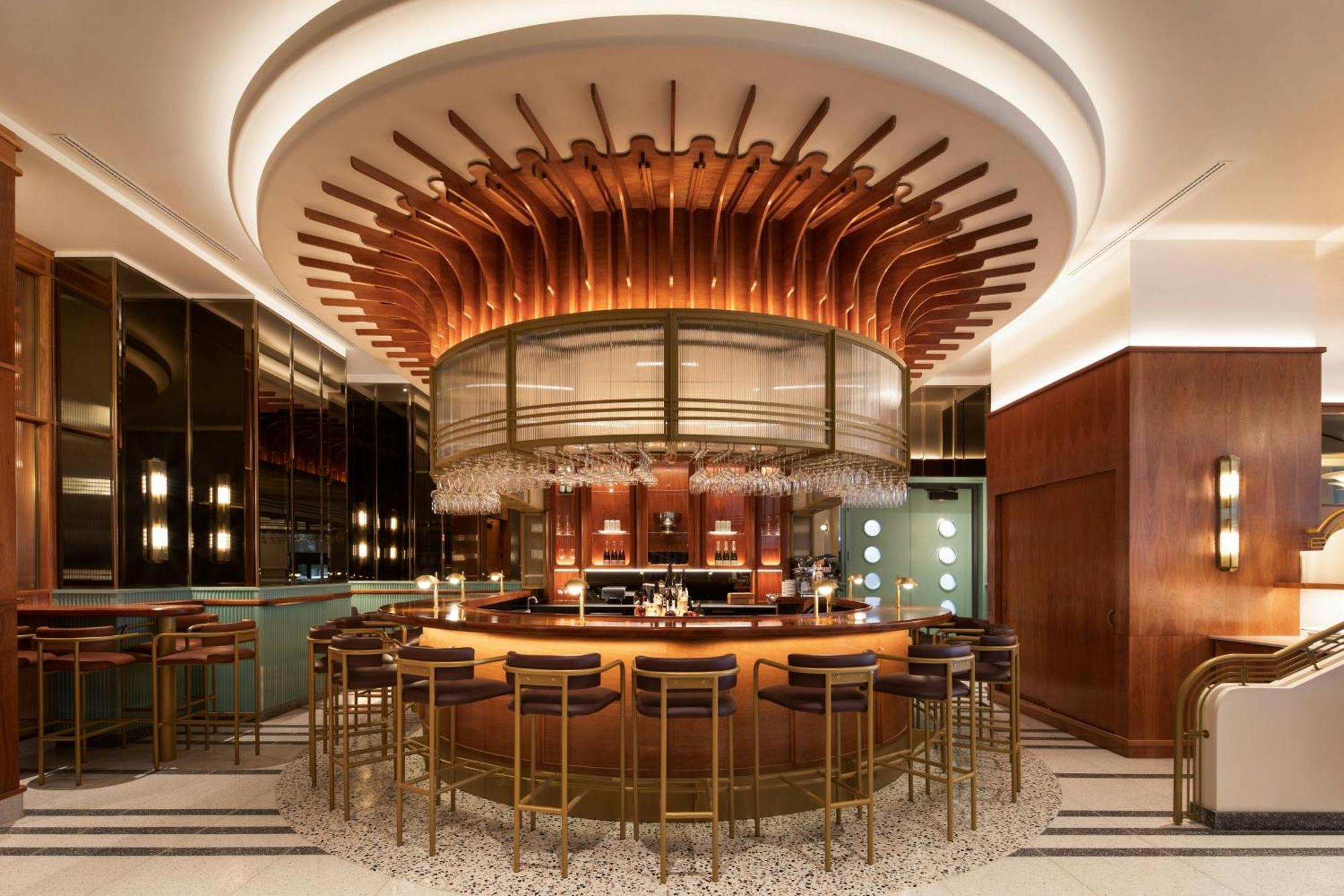 Honeyrose Hotel, Montreal, A Tribute Portfolio Hotel Екстер'єр фото The bar at the London Edition